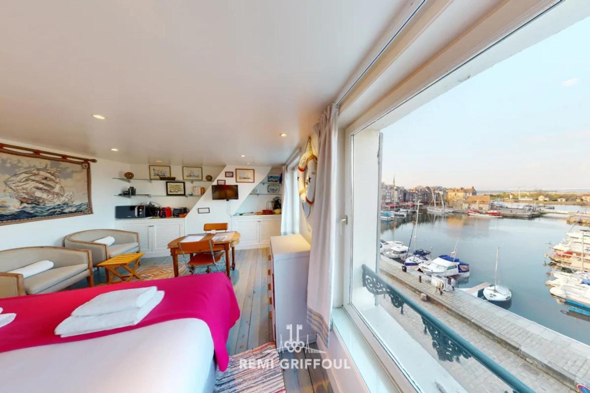 Racing The Wind Breathtaking Port View 2 Pers Apartamento Honfleur Exterior foto