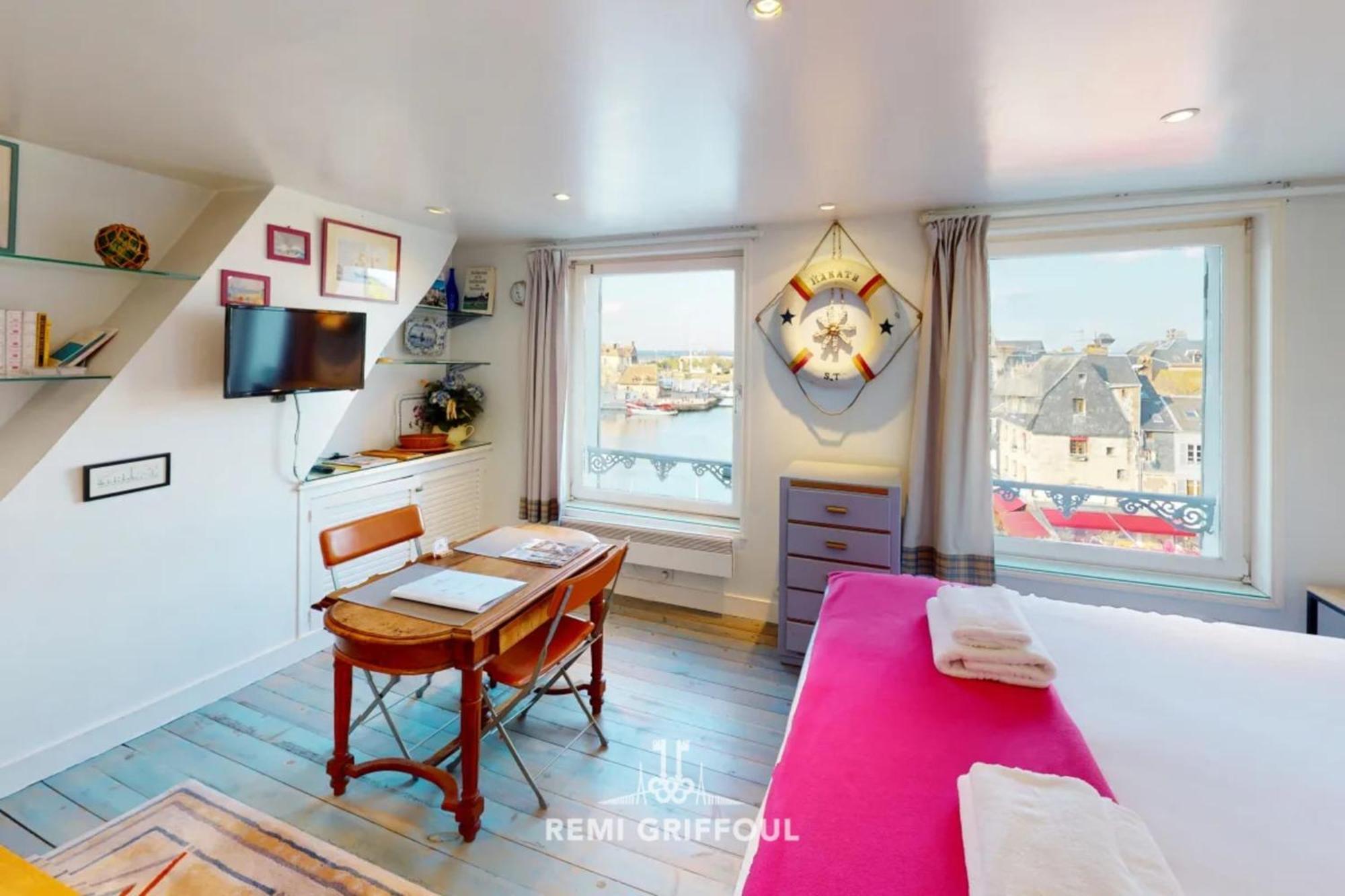 Racing The Wind Breathtaking Port View 2 Pers Apartamento Honfleur Exterior foto